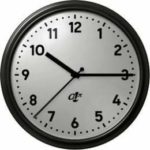 Reloj indicando las 10:15